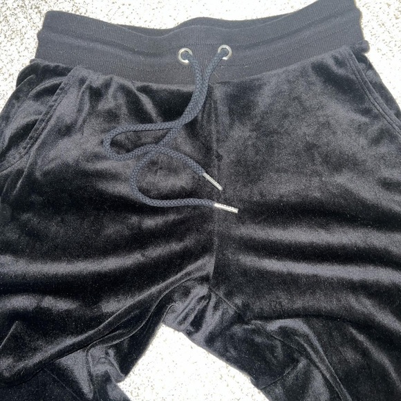 black garage velour joggers - Picture 2 of 4